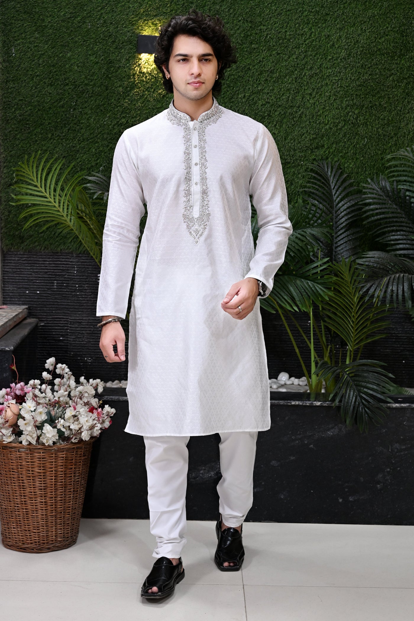 Men's white embroidered Kurta Pajama