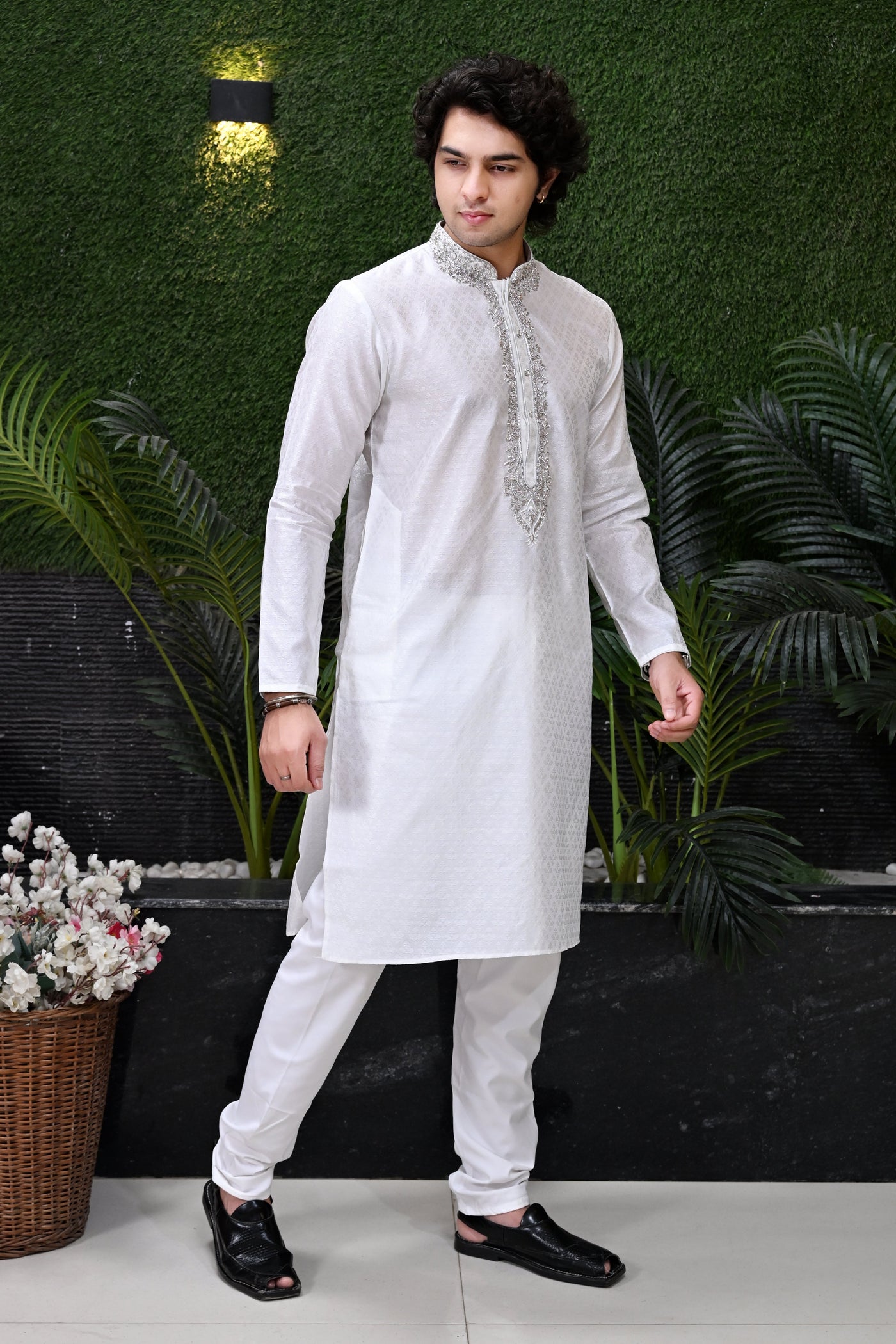 Men's white embroidered Kurta Pajama