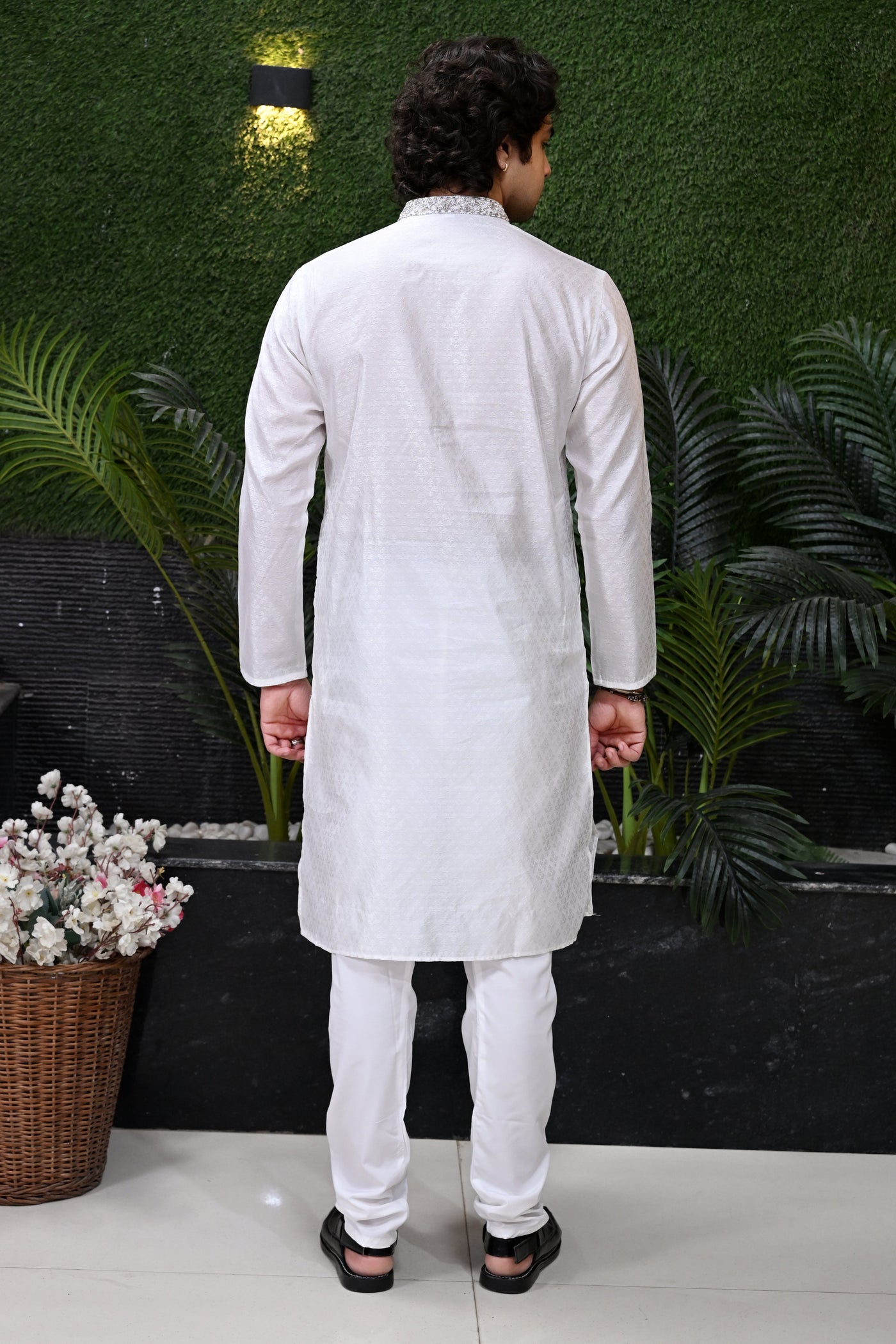 Men's white embroidered Kurta Pajama