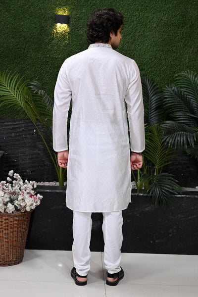 Men's white embroidered Kurta Pajama