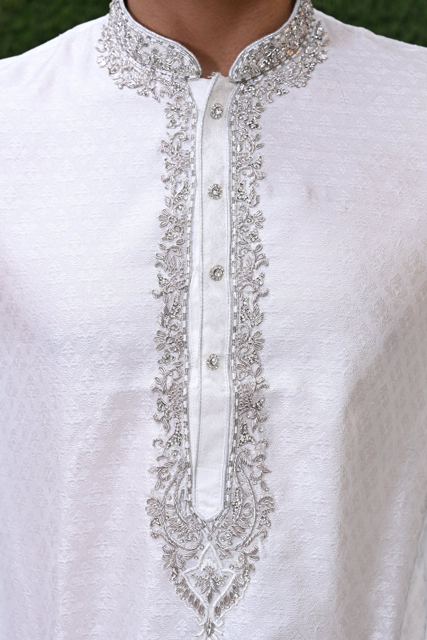 Men's white embroidered Kurta Pajama