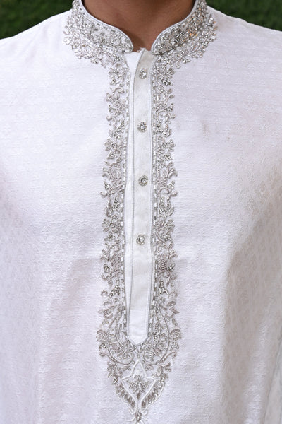 Men's white embroidered Kurta Pajama