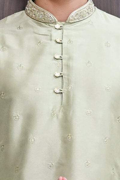 Men's Light Mid Green Embroidered Kurta Pajama