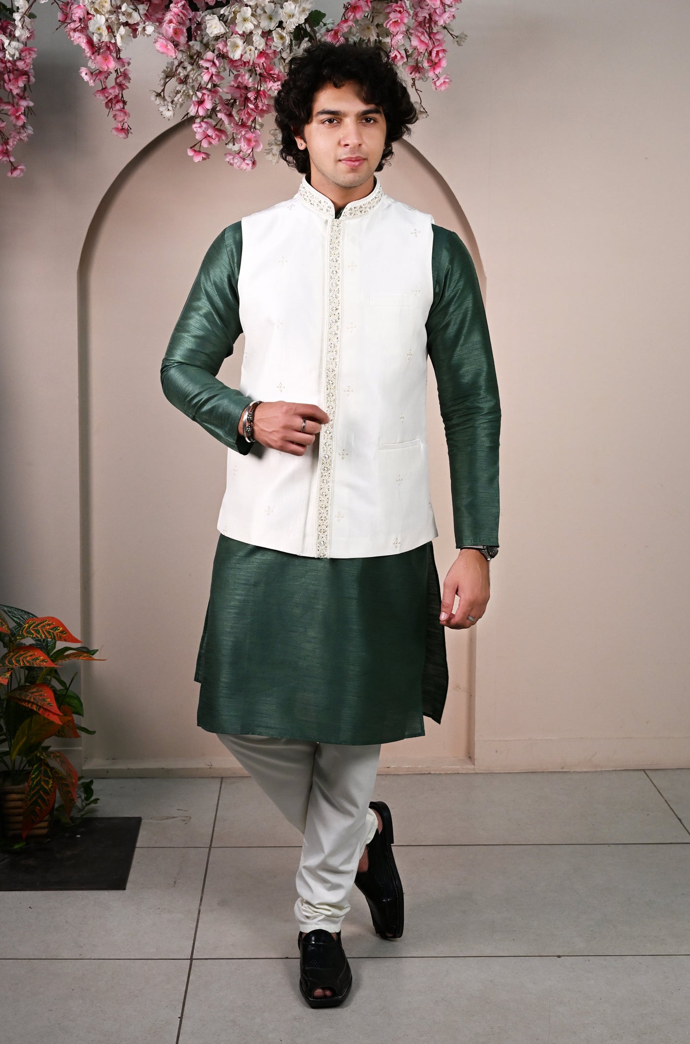 Men's White Sequins Embroidered Waist Coat