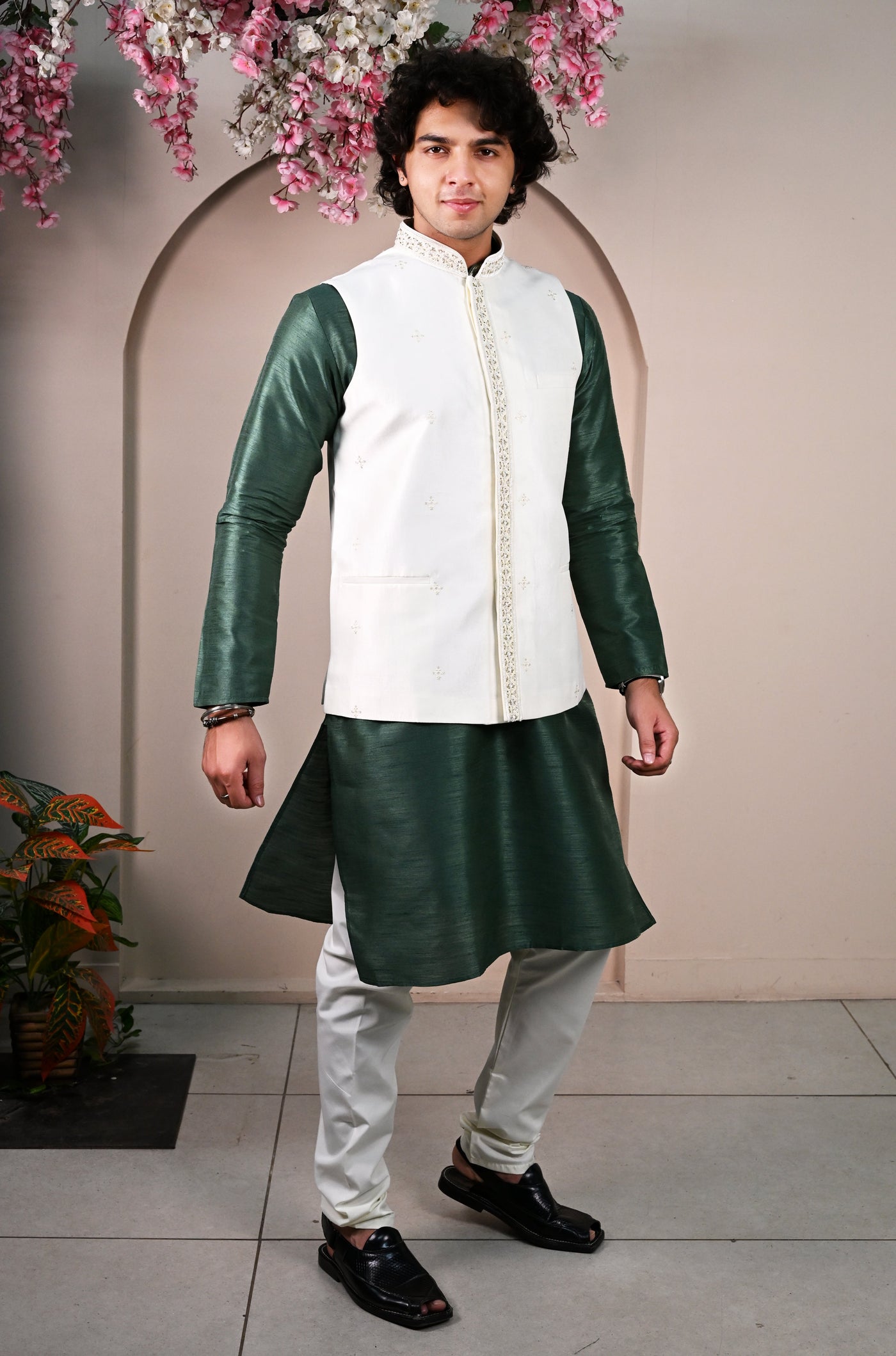 Men's White Sequins Embroidered Waist Coat